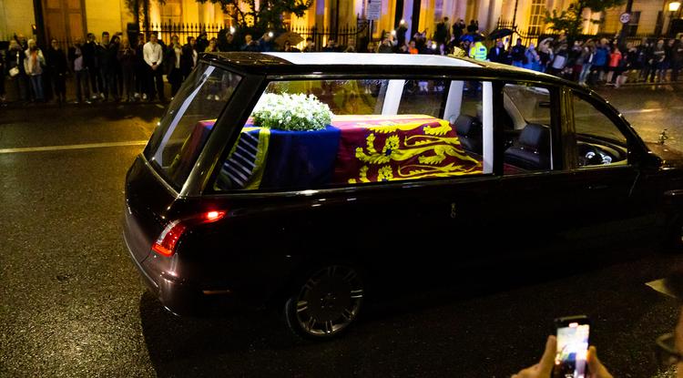 II. Erzsébet halottas kocsija