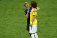 Brazylia  Holandia Dirk Kuyt David Luiz