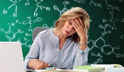 Niejasności wokół dodatku wiejskiego dla nauczycieli. Sprawa nie jest taka prosta