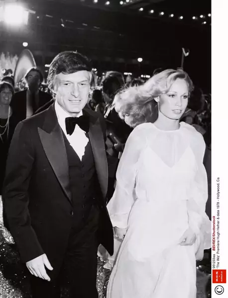 Sondra Theodore i Hugh Hefner w 1978 r. Fot. BEI/REX/Shutterstock/EAST NEWS