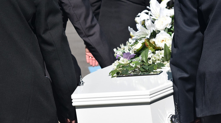 Magyarországra temetik el az augusztus elején Angliában meggyilkolt fiatal férfit / Illusztráció / Fotó: Pixabay
