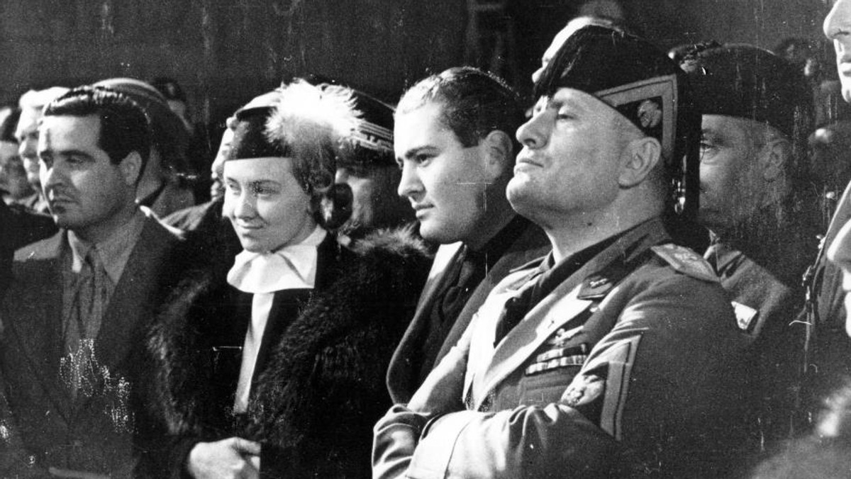 Benito Mussolini uroczyście otwiera „La citta del Cinema