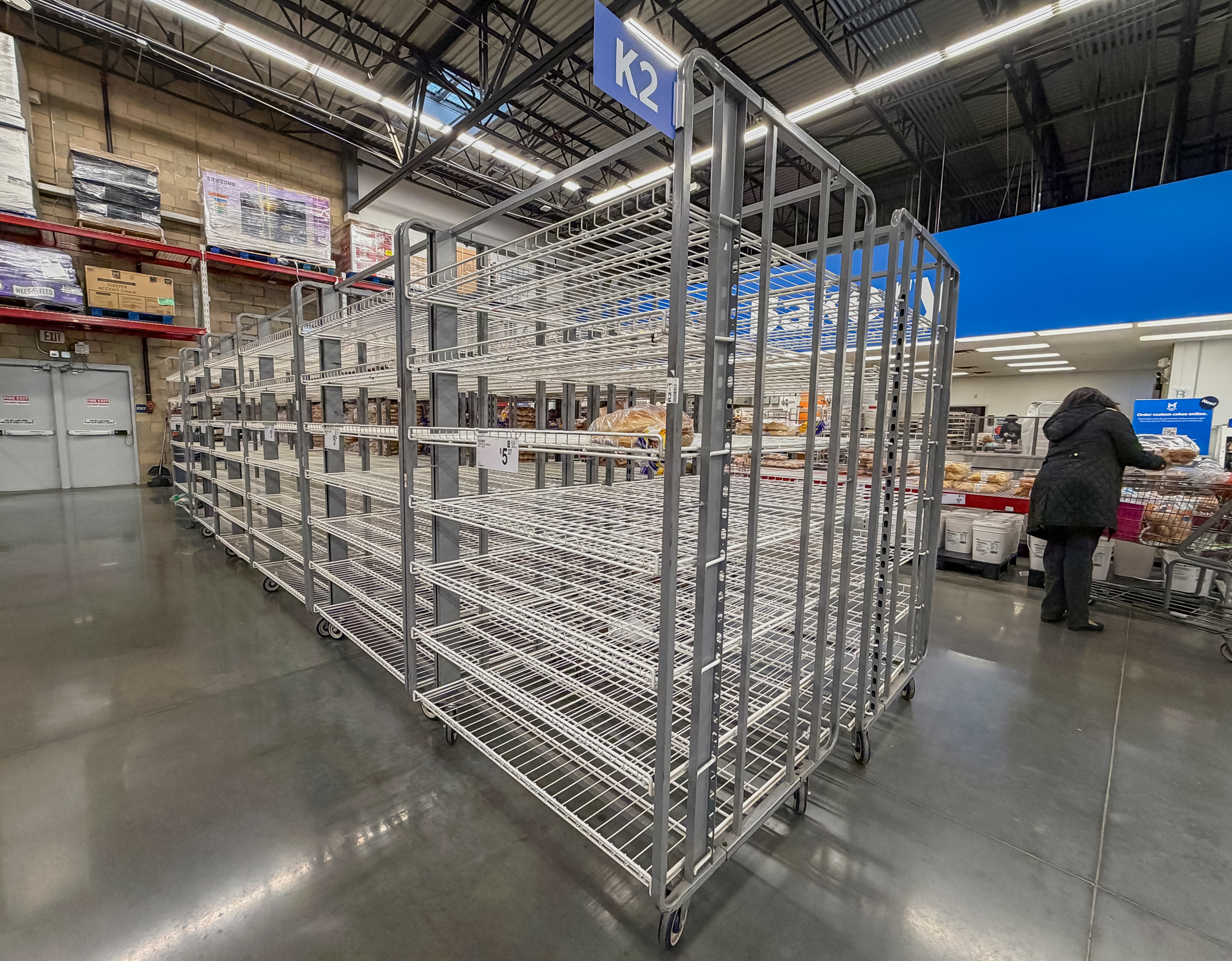 18 Staaten im Notstand: Extremsturm - Lufthansa streicht USA-Flüge