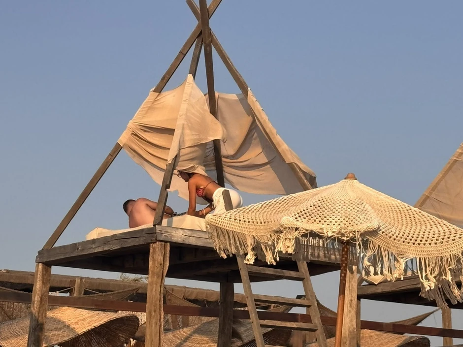 Anđela Đuričić i Gastoz, paparaco