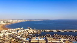 ferie pod palmami czy w śniegu? co wolą polacy? te kierunki robią furo