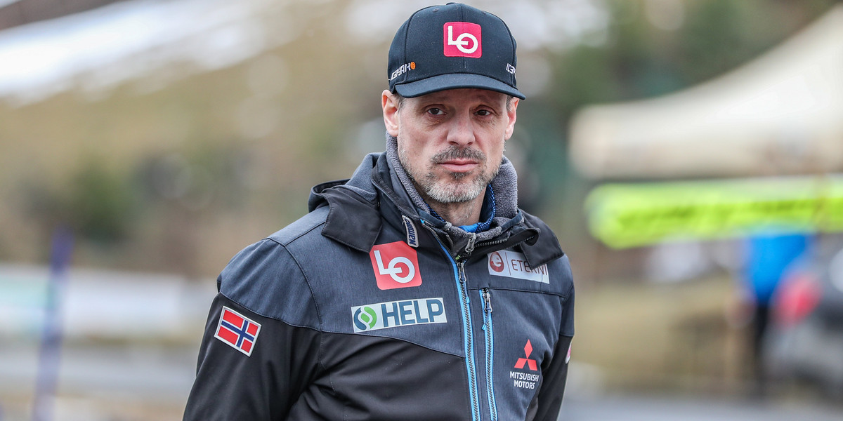W Oberstdorfie (HS235) Norwegowie wystartują ponownie bez swojego trenera głównego, Alexandra Stoeckla.