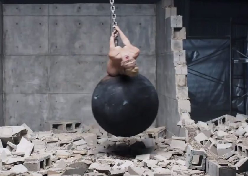 Miley Cyrus "Wrecking Ball"