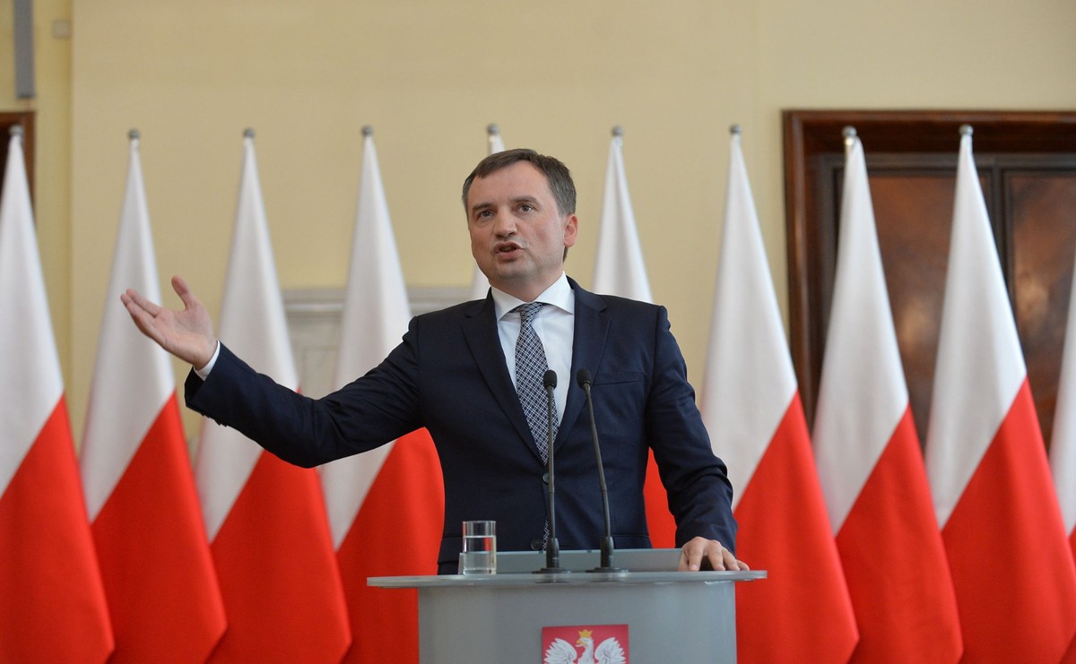 „Dziś każdy ma wybór, zwłaszcza w przypadku tak rozpowszechnionych usług jak drukarskie” – podkreślił szef resortu