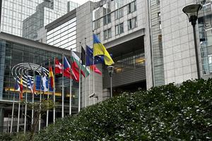 Nowe przepisy dla firm dotyczące ESG w UE