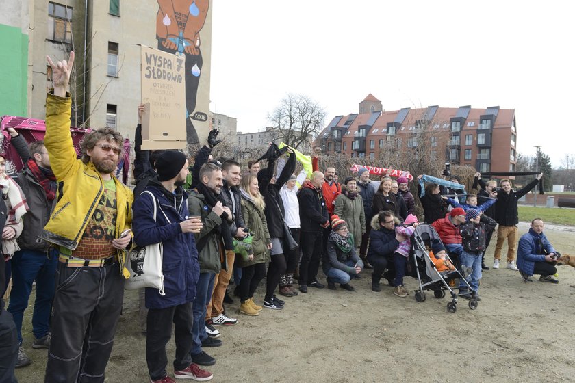 Kamienica na Wyspie Słodowej zostanie sprzedana