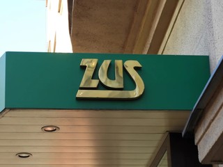 ZUS przelicza emerytury czerwcowe. Czy trzeba składać o to wniosek?