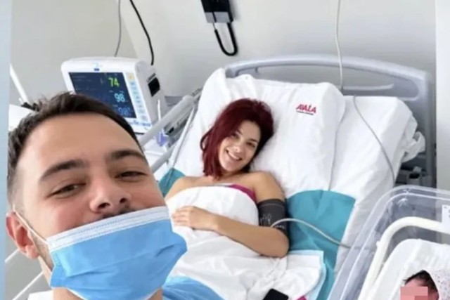 Kristina Denić sa suprugom i bebom