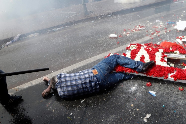 Zamieszki 1 maja w Stambule w Turcji