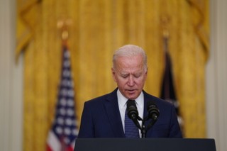 Biden ostrzega przed kolejnymi zamachami w Kabulu i zapowiada dalsze akcje odwetowe
