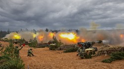 Testują amunicję artyleryjską, strzelając do ludzi. Ujawnili tajny ośrodek Rosjan