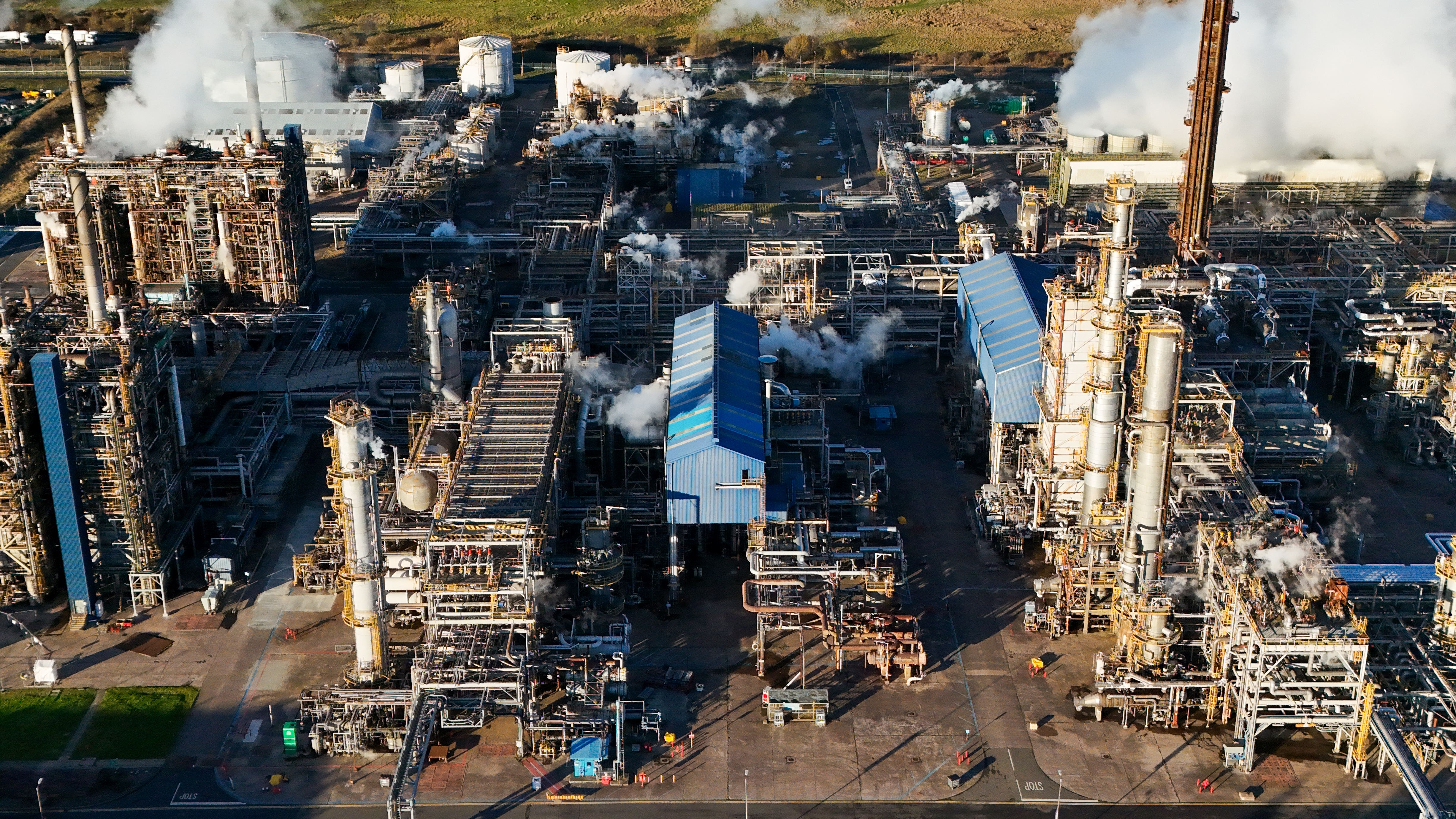 ExxonMobil shuts Scottish plant despite $33bn profit, 400+ jobs at risk