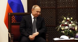 Moskiewska polityka przeszłości. Putina nie obchodzą dziś dyskusje o komunizmie czy caracie