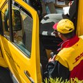 Oszuści podszywają się pod kurierów DHL i wyłudzają pieniądze