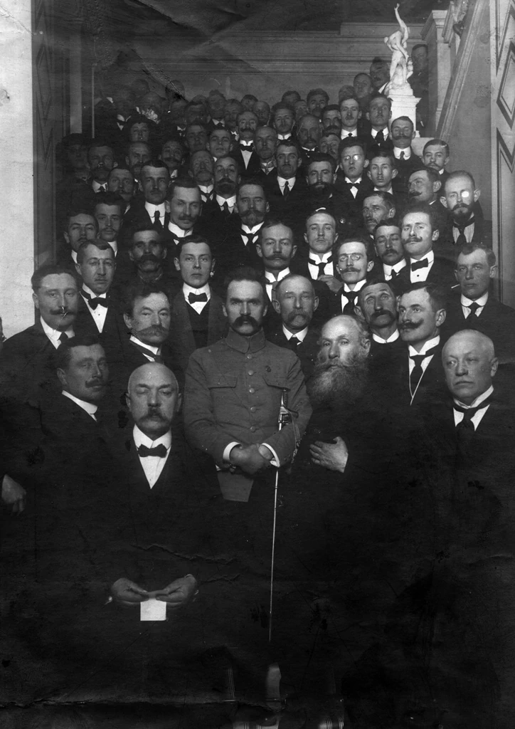 Warszawa, 1917. Tymczasowa Rada Stanu przyjmująca delegację Centralnego Komitetu Narodowego