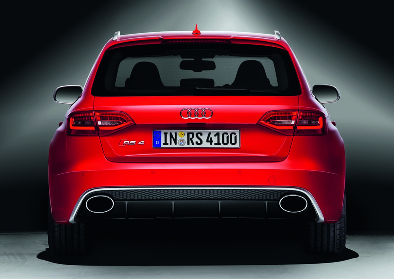 Audi RS4 Avant: Rodzinny sportowiec