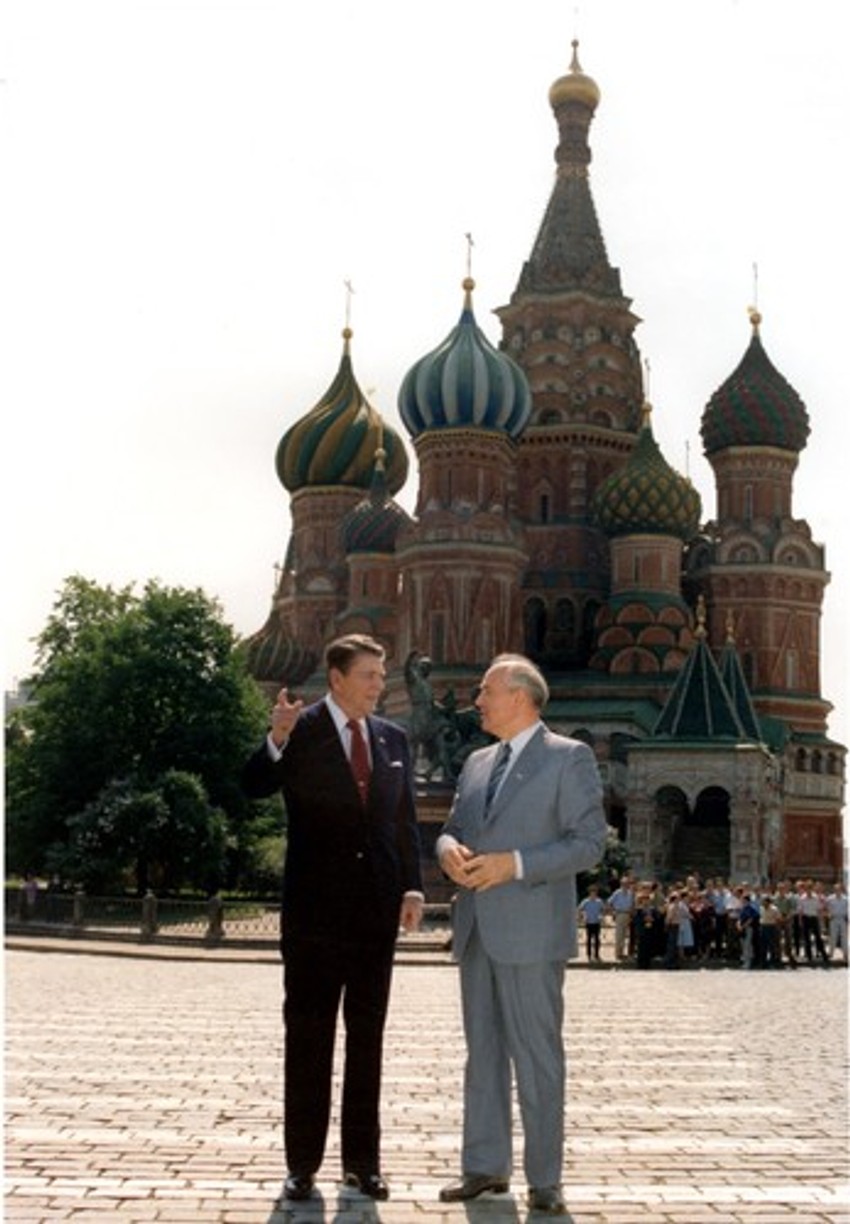 Mihail Gorbačov i Ronald Regan u Moskvi 1988.