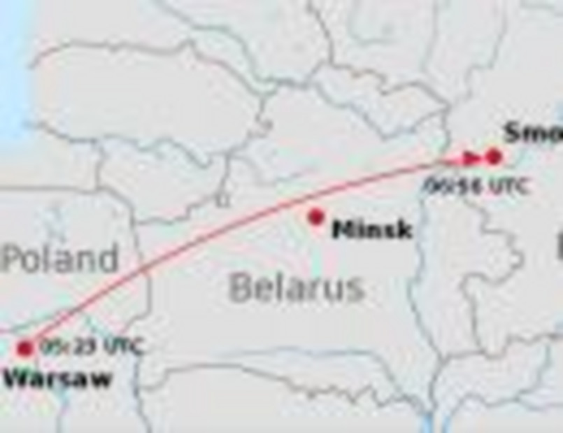 Mapa lotu samolotu prezydenckiego do Smoleńska 10 kwietnia 2010 roku. Autor: Uwe Dedering; Mareklug, licencja: Creative Commons Attribution-Share Alike 1,2,2.5,3