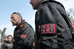 "Nocne Wilki" w Polsce! "Złożyły hołd żołnierzom radzieckim w Braniewie"