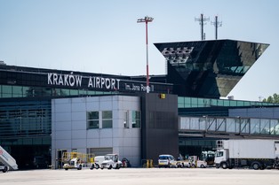 PLL LOT: 3 nowe całoroczne połączenia z Krakowa do Rzymu, Barcelony oraz Madrytu od 30 marca 2026 r. Kilka razy w tygodniu (harmonogram)