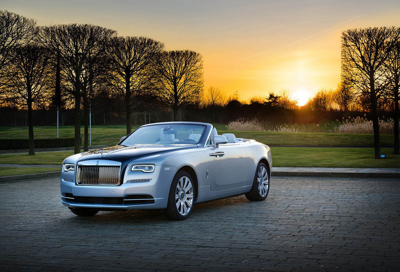 Rolls-Royce Dawn inspirowany barwami morza