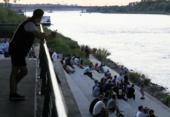 "Alkohol ciągnął mnie na dno". Z młodym pokoleniem rozmawiamy o abstynencji