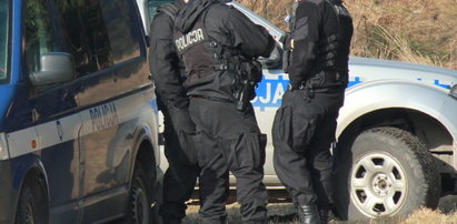 Atak maczetą w centrum Tarnowa. Policjanci oddali strzały