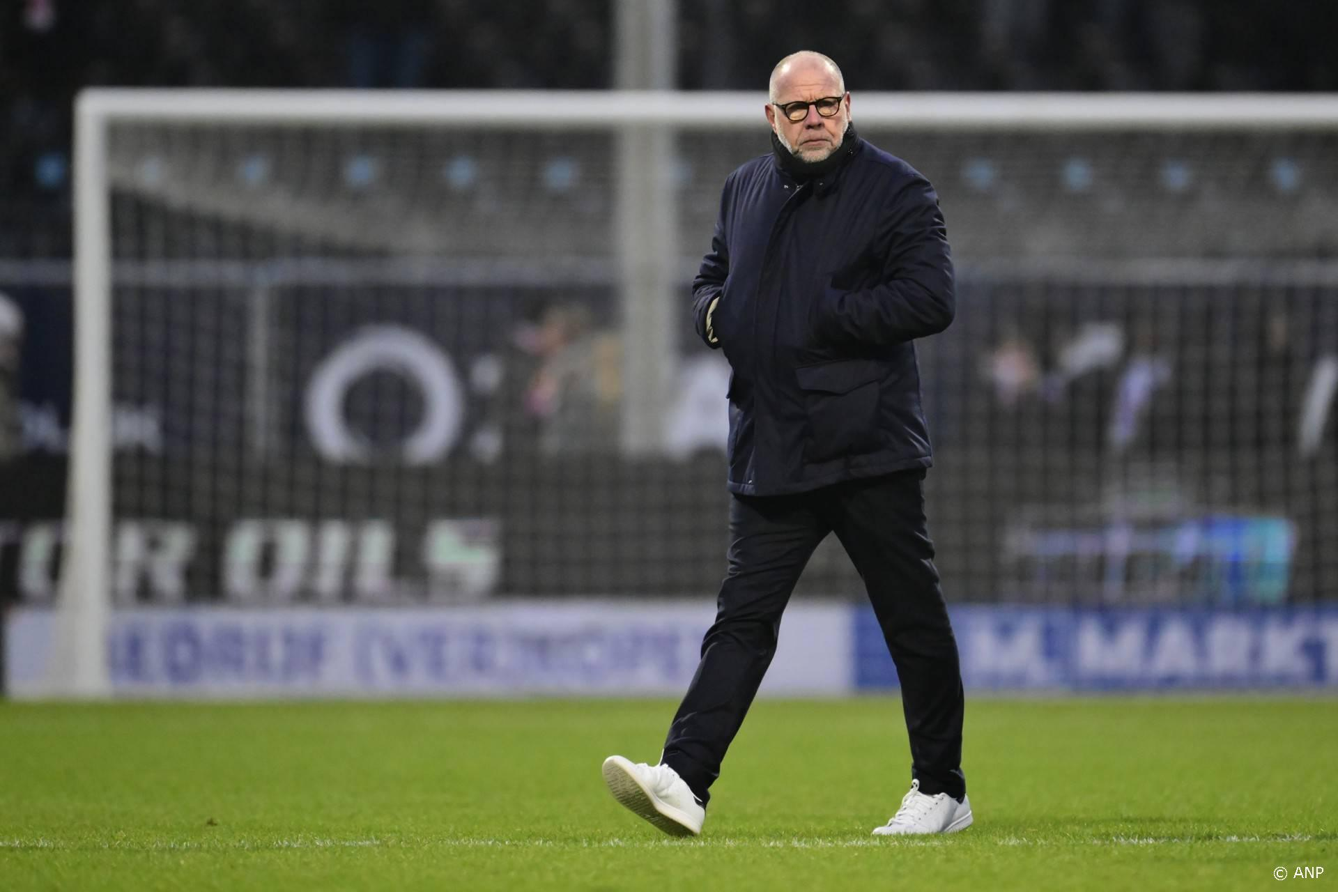 Interim-coach stuwt Ajax naar plek 3: Grim blijft tot einde seizoen