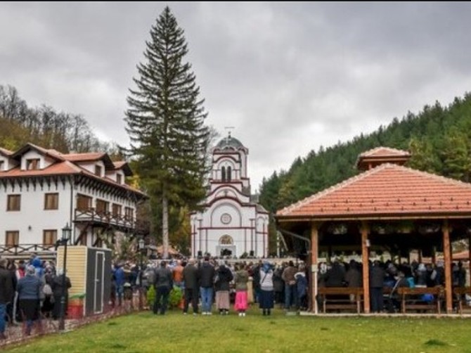 Manastir Tumane