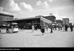 Ile wiesz o czasach PRL? Na 6 pytaniu łatwo się potknąć. Quiz