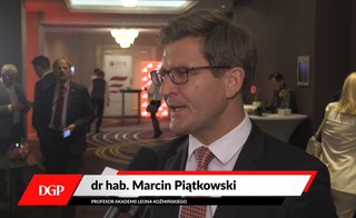 Dr hab. Piątkowski: „Jeżeli chcemy dogonić Zachód, musimy mieć nowe pomysły na rozwój”
