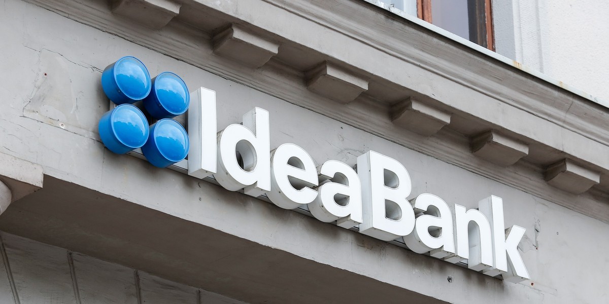  Idea Bank to jeden z banków należących do Leszka Czarneckiego. Komisja Nadzoru Finansowego wpisała bank na listę ostrzeżeń publicznych i skierowała zawiadomienie do prokuratury