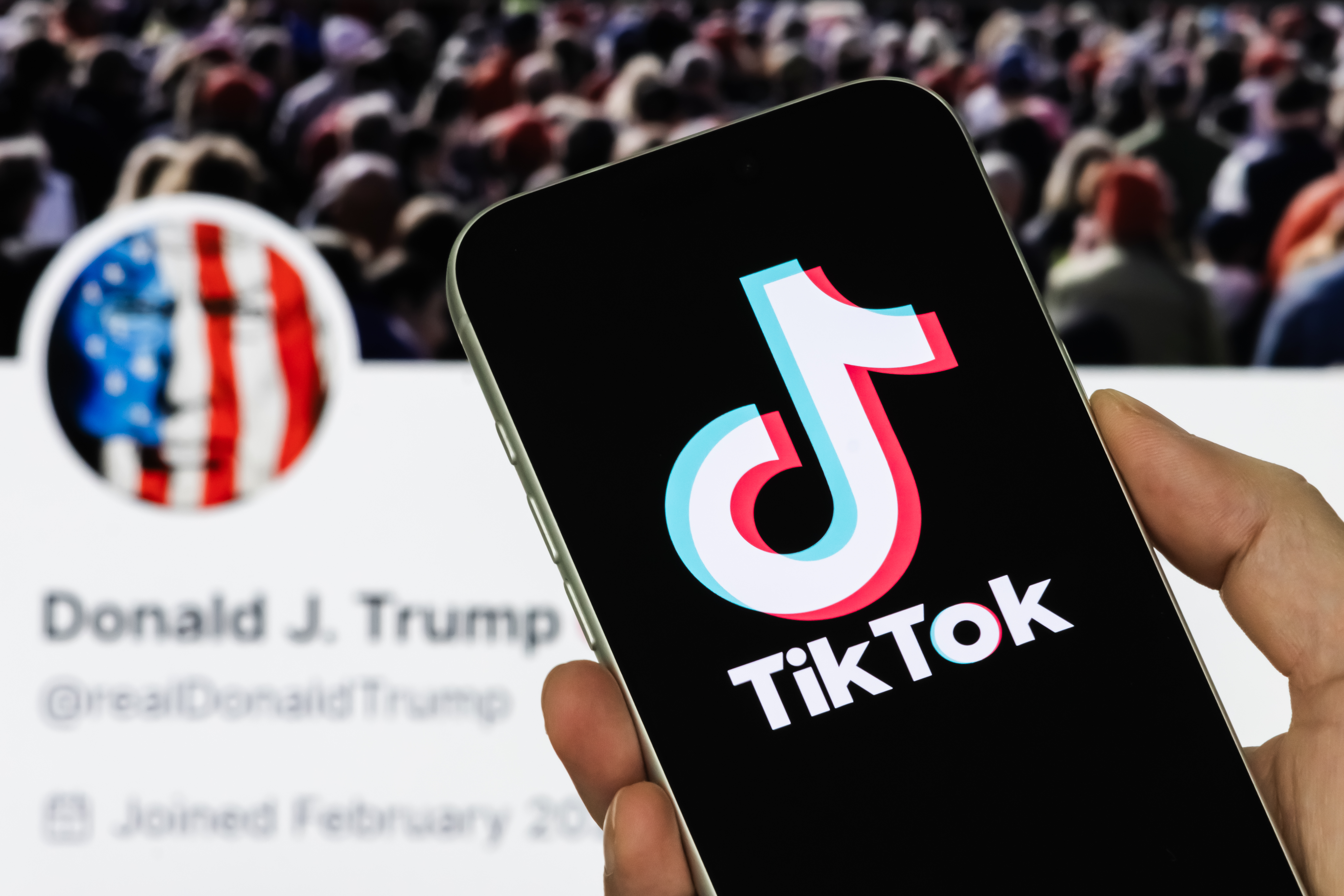 Trump salva TikTok: Oracle, Silver Lake y MGX compran 45% y evitan la prohibición