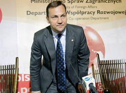 Sikorski wzorem dla innych ministrów