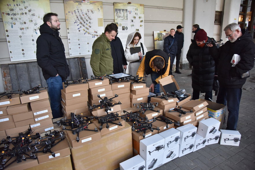 Przekazanie dronów kupionych za środki z publicznej zbiórki, Lwów, 22 stycznia 2024 r.