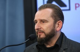 Liroy lobbuje za krajowymi artystami. Połowa piosenek w radiu będzie polska?