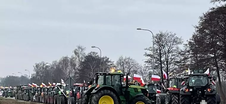 Protest rolników w Sadach Dolnych. Liczne utrudnienia w ruchu drogowym