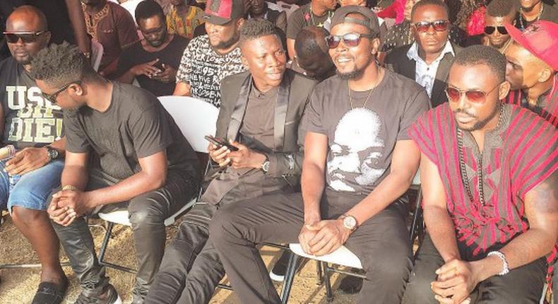 Sarkodie, Kwaw Kese and Yaa Pono at Stonebwoy's mum's funeral