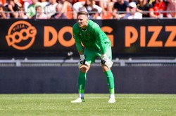 Marcin Bułka powołany do reprezentacji Polski. Kamil Grabara nie przyjedzie na kadrę