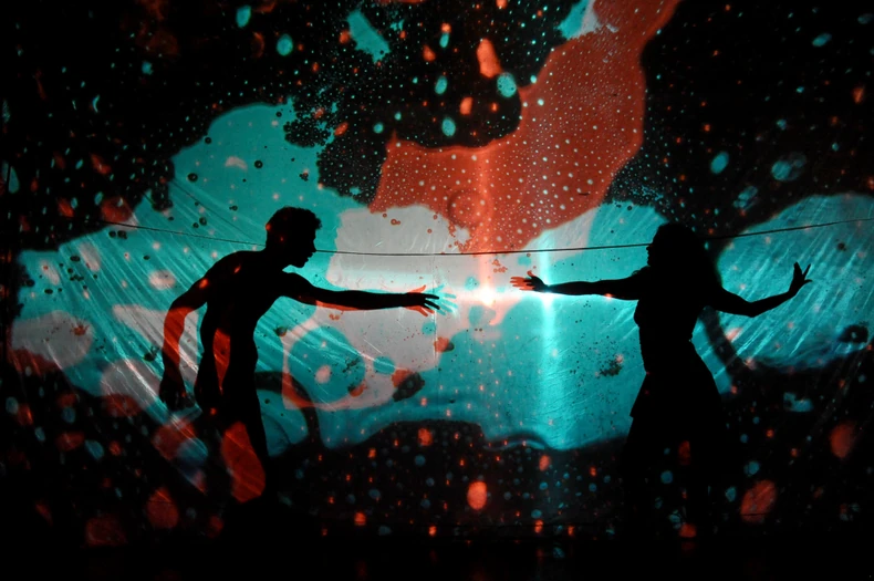 "Luča mikrokozma" u modernom tumačenju