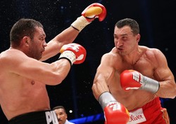 Tak Kliczko rozbił Pulewa. Ukraiński bokser obronił pas IBF