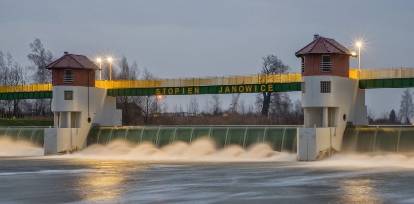 Ten jaz uchroni nas przed powodzią