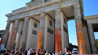 "Ostatnie pokolenie" zdewastowało symbol Berlina. 14 osób w areszcie