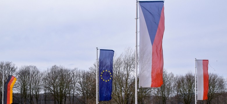 Niemcy przedłużą kontrole na granicy z Polską i Czechami. "Przyniosły sukces"