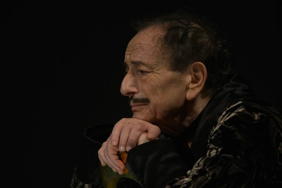 Predrag Ejdus u ulozi Lamberta