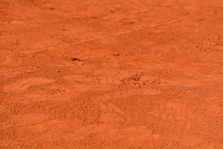 Tragovi pada na šljaci. 